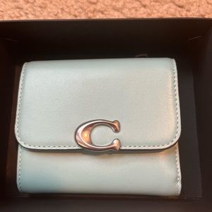 Luxe Refined Calf Leather Bandit Wallet